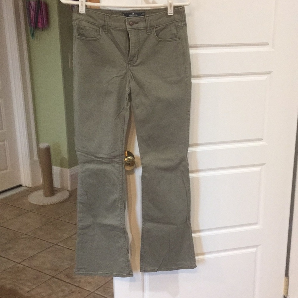 Hollister Green Mid-Rise Boot Cut Pants W25S, L36